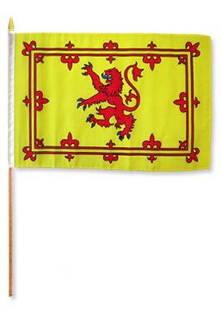 Scotland/Scottish/Lion Rapiant Flag Handwaver size. 30 cm x 45 cm without stick.